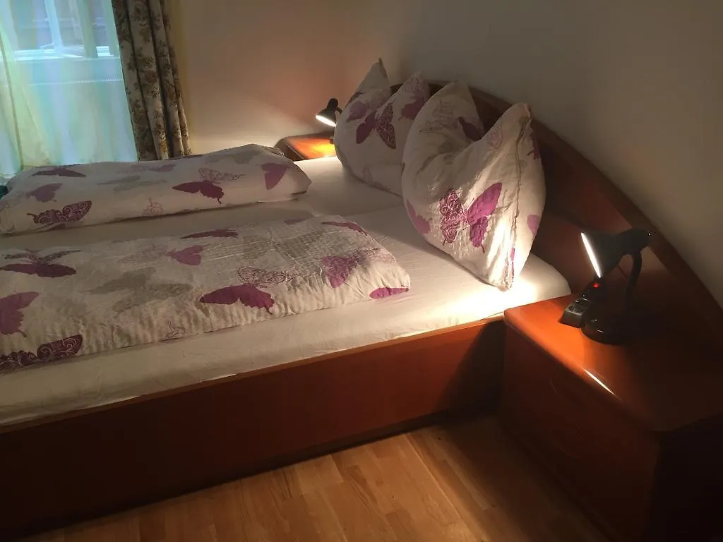 Apartment Bb 0*, Wien